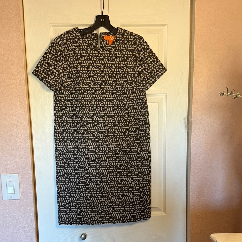 Joe Fresh Shift Dress with Geometric Pattern size 2